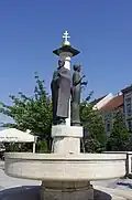 Der „Treuebrunnen“ am Altstadtring