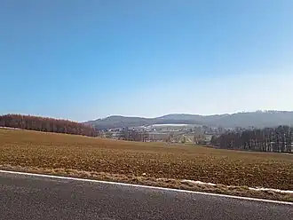 In der Mitte Sornßiger Berg und Hochstein