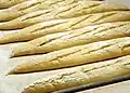 Spitz-Baguette vor dem Backen