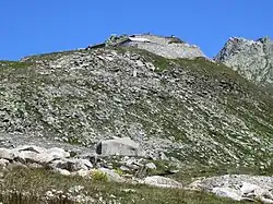 Turmkanone 3 mit Fort Stöckli im Hintergrund