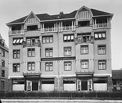 Pension Flora für weibliche Büroangestellte.