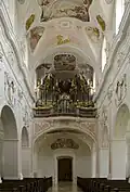 Große Barockorgel in der Kirche St. Georg von Ochsenhausen