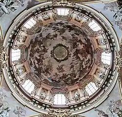 Fresko in der Kuppel