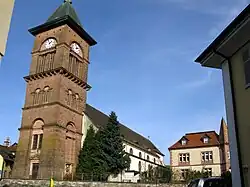 Pfarrkirche St. Nikolaus mit Altem Schloss