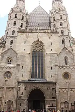 Westwand großes Fenster