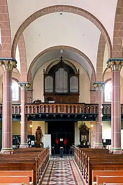 Empore mit Klaisorgel