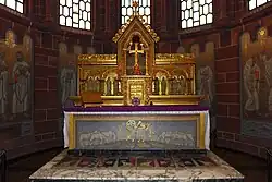 Hochaltar in der Apsis