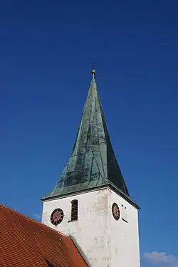 Detailansicht des Turmdaches 2021 (vor der Sanierung)