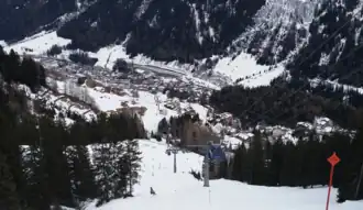 St. Anton am Arlberg, Blick vom Galzig ins Tal (Februar 2016)