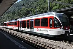 Die Stadler Spatz der Brünigbahn und für die Strecke Saint-Gervais–Vallor­cine entsprechen weitgehend den MGB BDSeh 4/8, verfügen aber über keinen Zahnradantrieb (2004).[25]