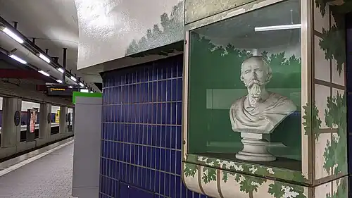 Büste von Emanuel Geibel im U-Bahnhof Geibelstraße in Hannover