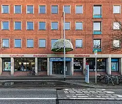 Außenansicht Stadtbücherei im Neuen Rathaus