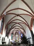 Hauptschiff mit Kreuzrippengewölbe