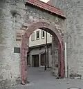 Karlstadt, Maintor mit Hochwasserpegel