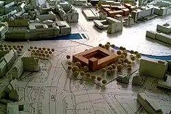 Modell mit einem größeren Neubau (rotbraun) am Standort des Friederikenschlösschen im Zuge von Hannover City 2020 +