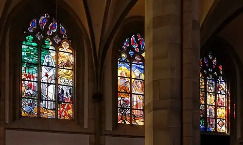 Buntglasfenster in der Salvatorkirche