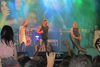 Static & Ben El Tavori