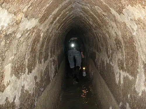 Stiftskanal mit Gewölbe