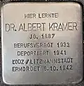 Stolperstein für Albert Kramer (Vogelsanger Straße 1)