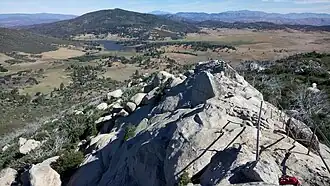 Gipfel des Stonewall Peak mit Blick nach Norden zum Lake Cuyamaca