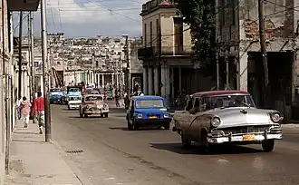 Straße in der zweitgrößten Stadt, Havanna (Kuba)