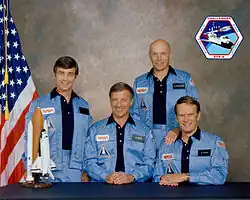 v.&nbsp;l.&nbsp;n.&nbsp;r. Donald Peterson, Paul Weitz, Story Musgrave, Karol Bobko