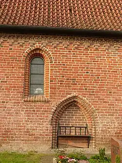 Nordportal, Vermauerung und 3⁄4 des Rundstabs erneuert