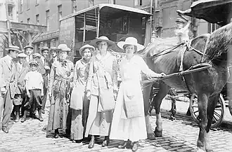 Suffragetten-Marsch nach Boston, v. l. n. r.: Ida Craft, Elsie McKenzie, Marion Craig Wentworth and Elisabeth Freeman