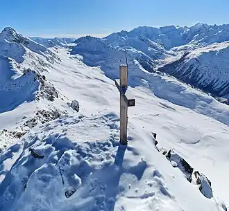 Gipfelkreuz auf dem Piz Muragl