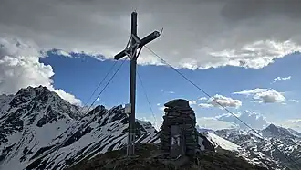 Gipfelkreuz auf dem Piz Arlos
