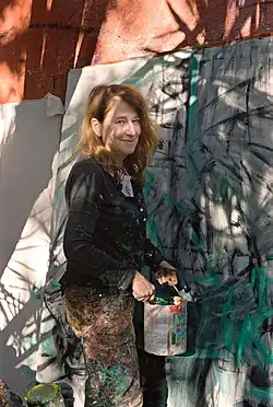 Vivian Suter in ihrem Atelier in Panajachel, Guatemala. Foto: Flavio Karrer