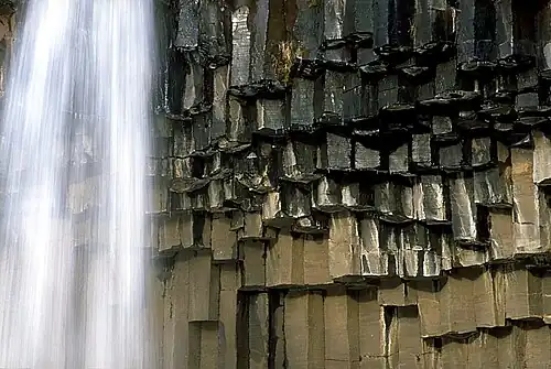 Basaltsäulen am Svartifoss