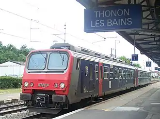Z 9635 in der ursprünglichen SNCF-Farbgebung im Bahnhof von Thonon-les-Bains (2007)