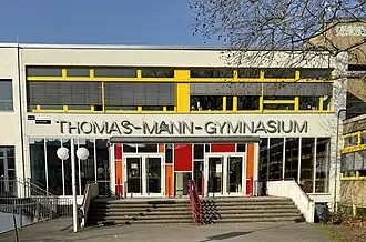 Thomas-Mann-Gymnasium Haupteingang