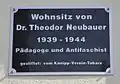 Gedenktafel an Neubauers Wohnhaus in Bad Tabarz