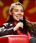 Tara Platt sprach Edelgard in der englischen Synchronisation.