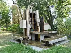 Brunnenplastik in Alt-Tempelhof