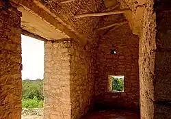 Maya-Gewölbe im Innern des Tempels der 7 Puppen in Dzibilchaltún (um 600 n.&nbsp;Chr.)