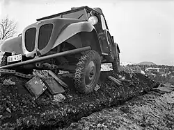 Tempo G 1200, starke Verschränkung der Achsen (1936).