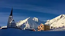 Der Übergang beim Tenna Hospiz im Winter