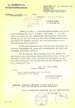 Berufsverbote durch Nichtaufnahme in die RMK für den Berliner Musiker Werner Liebenthal vom 9. August 1935 und durch Ausschluss des jüdischen Komponisten Bernhard Kaempfner vom 1. Dezember 1938, beide unterzeichnet vom Präsidenten der Reichsmusikkammer, Peter Raabe