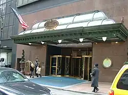 Hoteleingang in der 51st Street