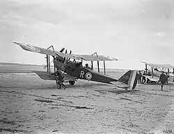 R.E.8 einer britischen Squadron an der Westfront bei Le Crotoy am 9. Juli 1918