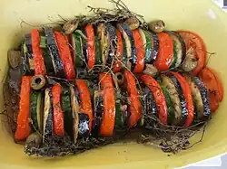 Tian aus Nizza mit Aubergine, Zucchini und Tomaten