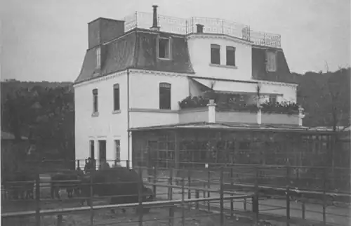 Dienst- und Wohngebäude in Nills Tiergarten, Haupthaus.