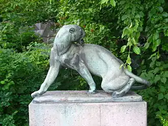 Panther – Bronze von Erich Oehme am ehemaligen Standort beim Tierparkeingang Bärenschaufenster