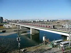 Brücke über den Tama