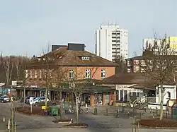 Bahnhofsvorplatz mit Bahnhofsgebäude, Baujahr:&nbsp;1844