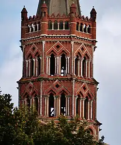 Toulouse, St-Sernin, gotische Turmobergeschosse der romanischen Hallenkirche