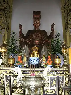 Statue von Trần Nhân Tông